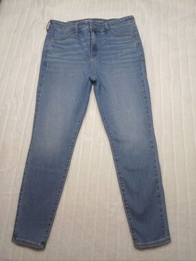 American Eagle High Rise Jegging Light Wash Jeans Size 16